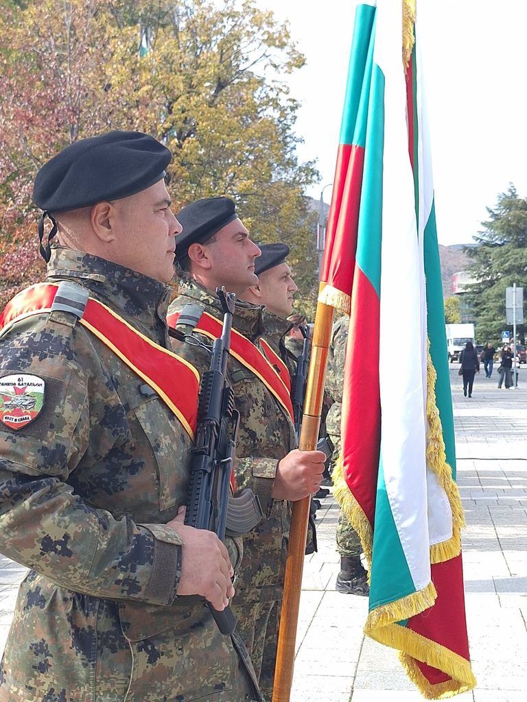Военнослужещи от Сухопътните войски участваха в честването на Димитровден – празника на град Сливен